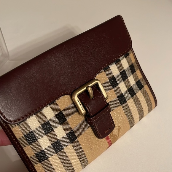 Burberry wallet - Picture 10 of 11